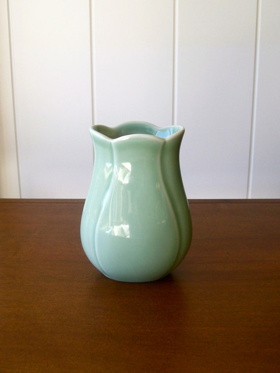 Vintage Ceramic Tulip Shape Vase In Mint Green