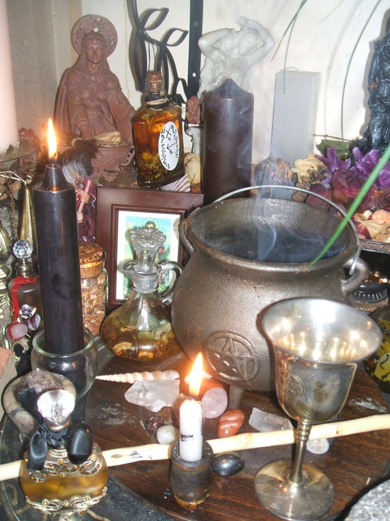 Seven Day Candle Spellwork Ritual and Vigil by MaidenMotherCrone