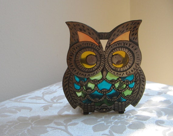 Vintage Owl Napkin Holder Lettter Cast Iron by vintagenowandthen