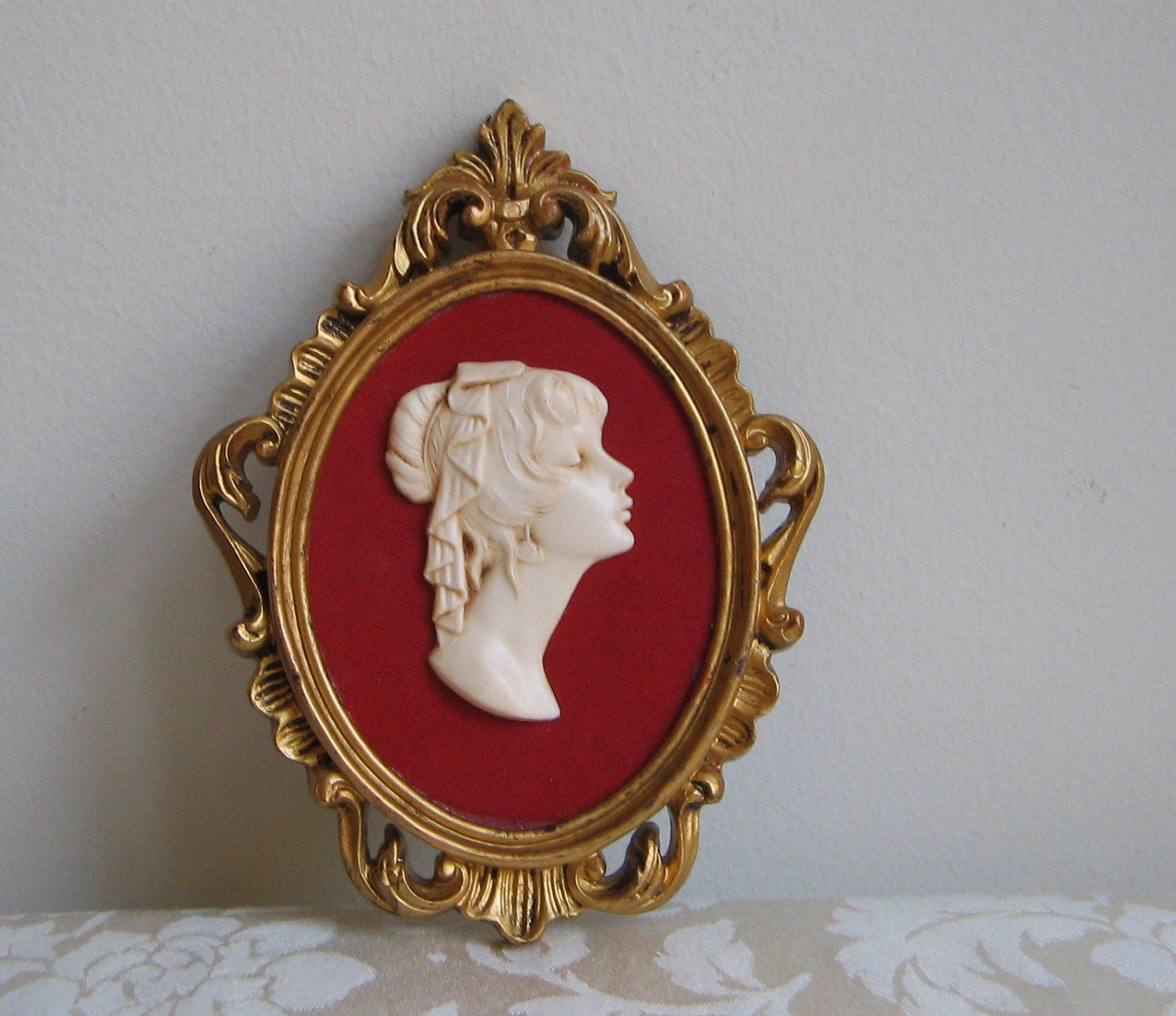 Vintage Woman Cameo Wall Art Red Velvet Gold Ornate Frame