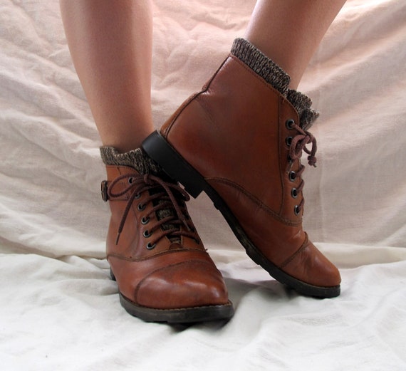 laced roper boots