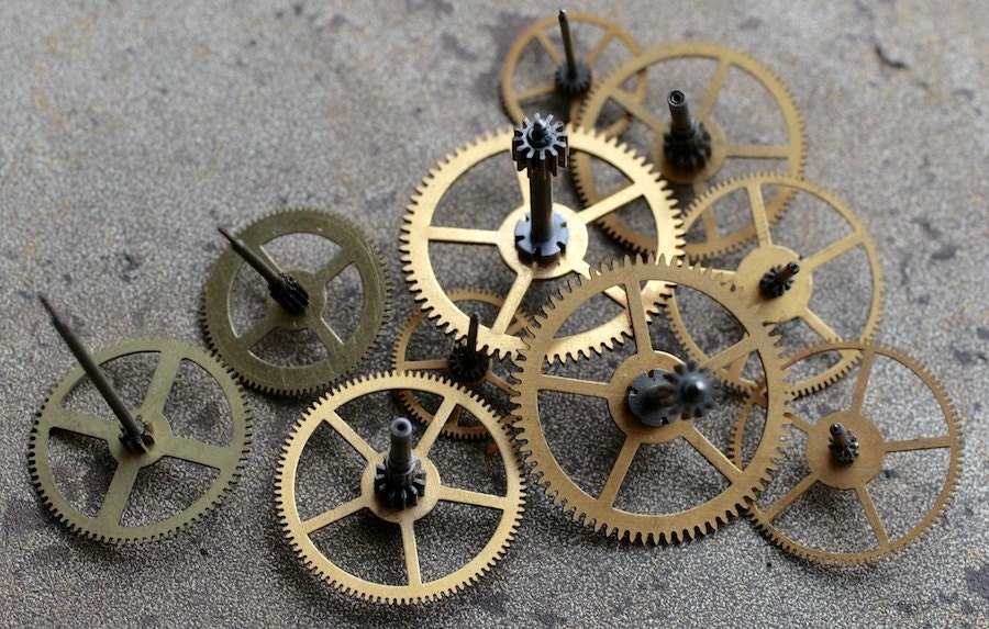 Vintage clock brass gears set of 10 D2