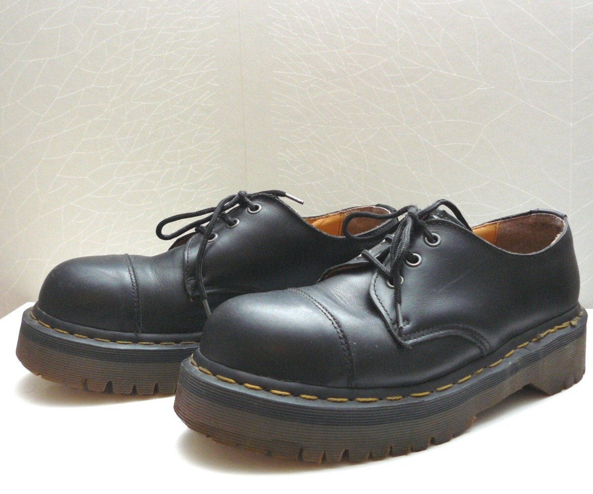Vintage 90s black Dr Martens double sole lace-up shoes size