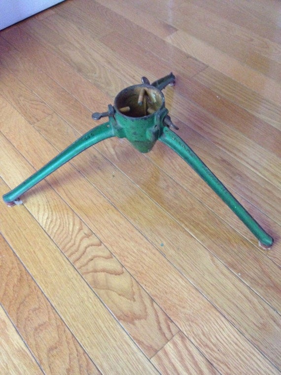 great vintage metal christmas tree stand by ilovecollecting great vintage metal christmas tree stand by ilovecollecting