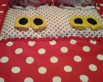 SALE was 85 now 55 Twin Minnie Mouse Stroller/Pack n Play Quilt