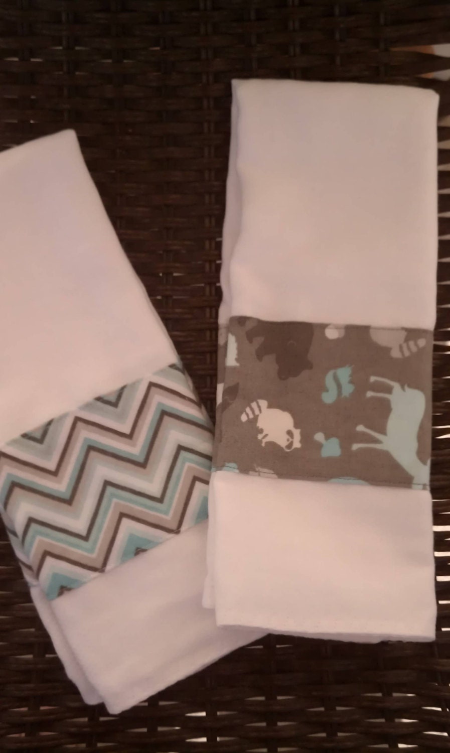 Woodland burp cloth set