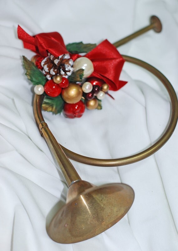 Vintage Brass French Horn Christmas Decoration.....for the