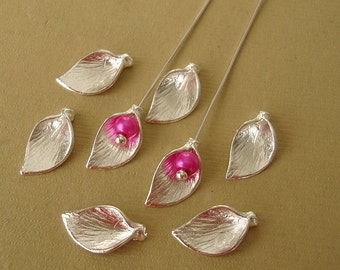 10 Pcs - Branch With Flowers,Lily Calla, Pendant,Bright Finished Tarnish Resistant, Sterling Silver Plated.