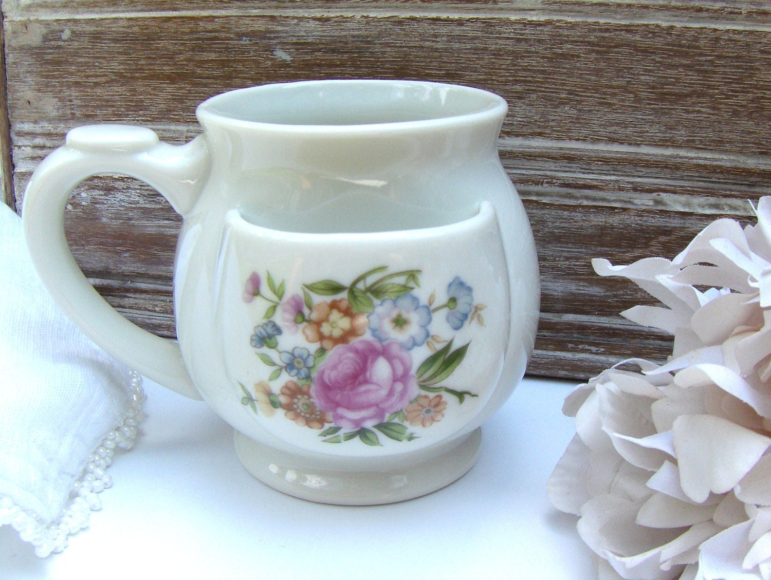 Hues n Brews Tea Bag Holder Mug Herman Dodge & Sons Inc.