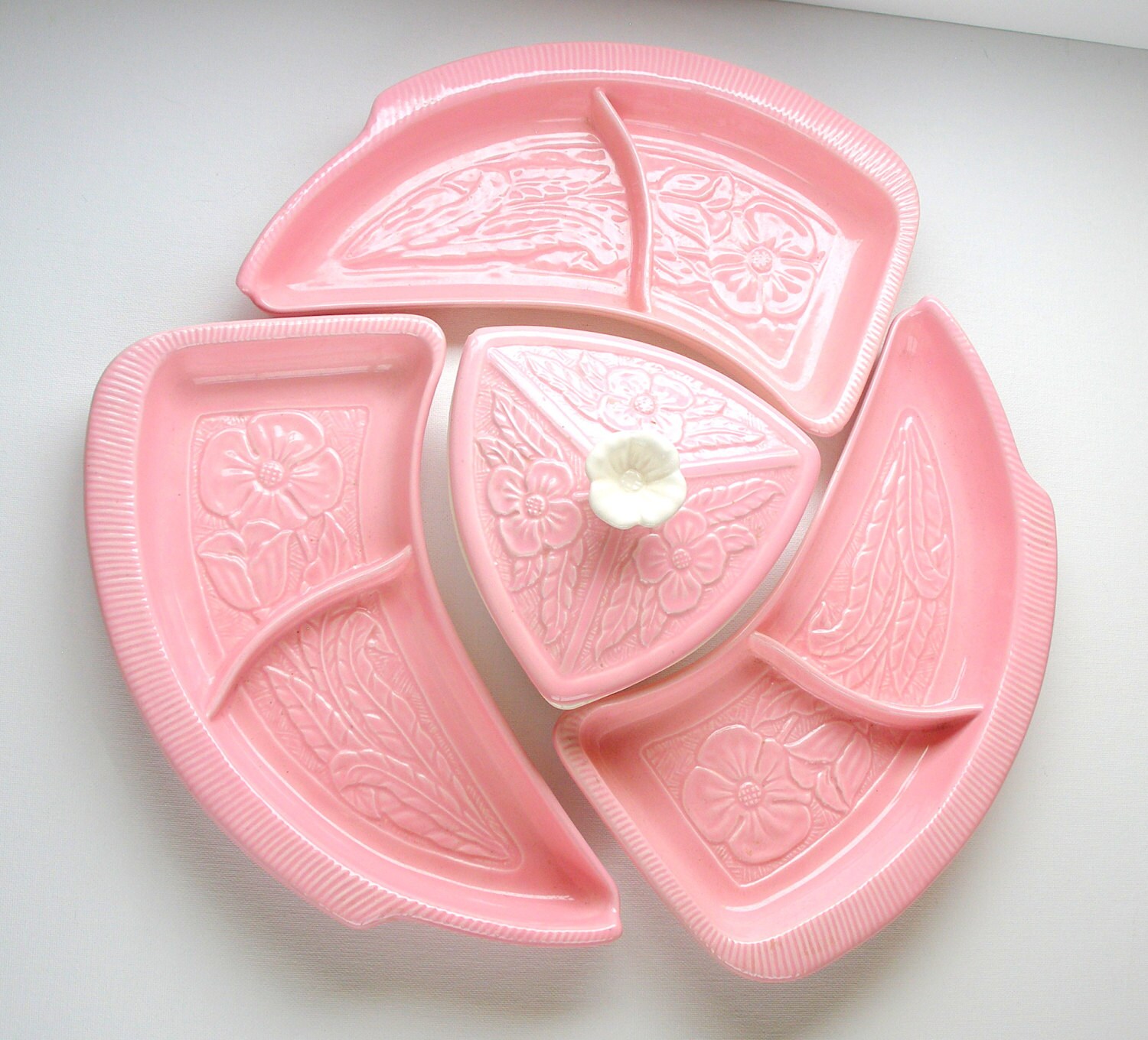 Vintage Lazy Susan Serving Dishes. Pink. 1960s. 5 Piece