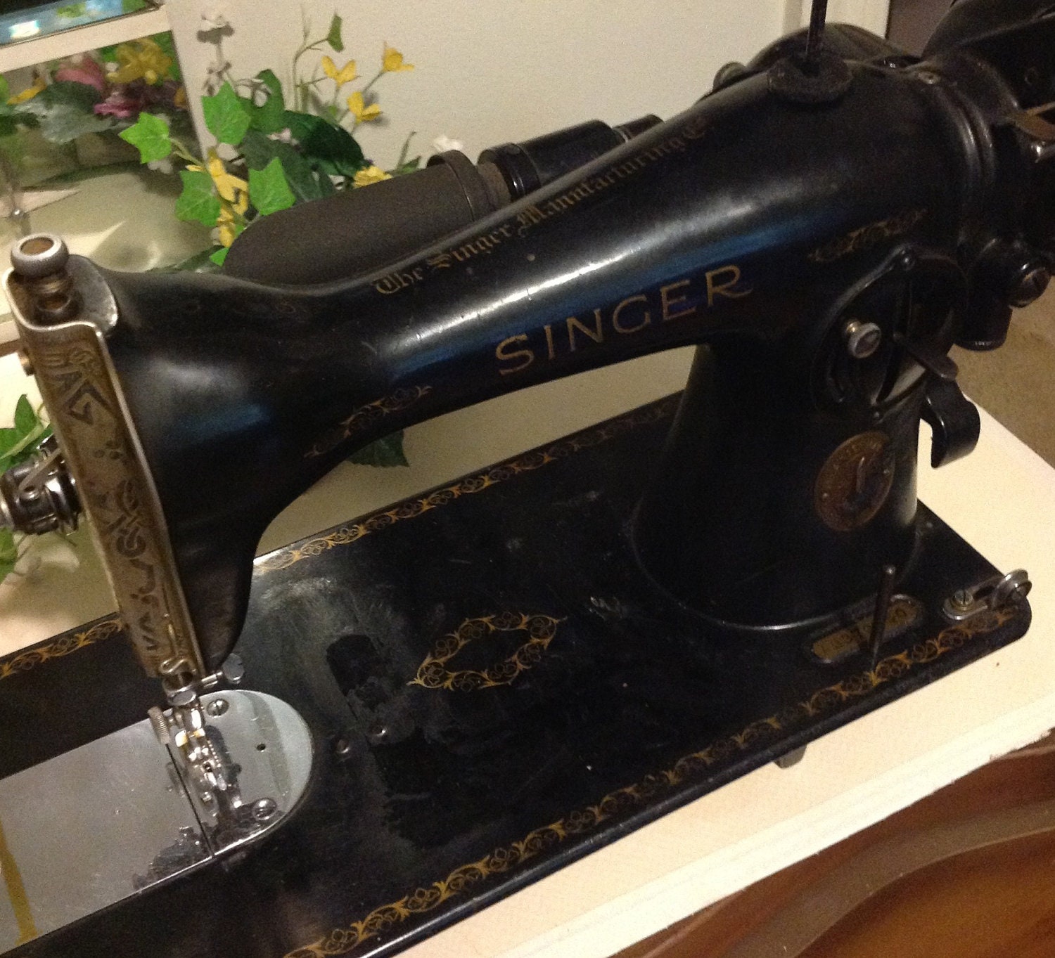 1930s singer manufacting company sewing machine by MotorcycleMamas