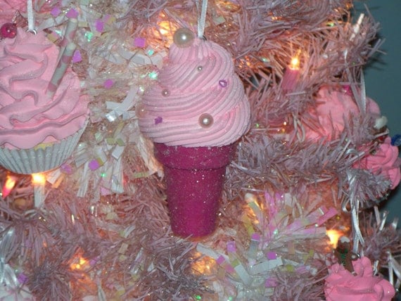 Ice Cream Cone Ornament | Christmas decorations, Candy ...