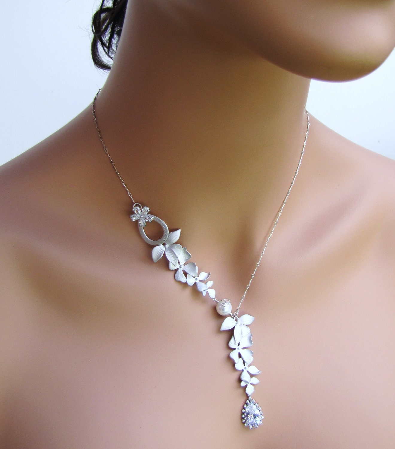 Simple Asymmetric Lariat Necklace With Pearls And Silver Orchids