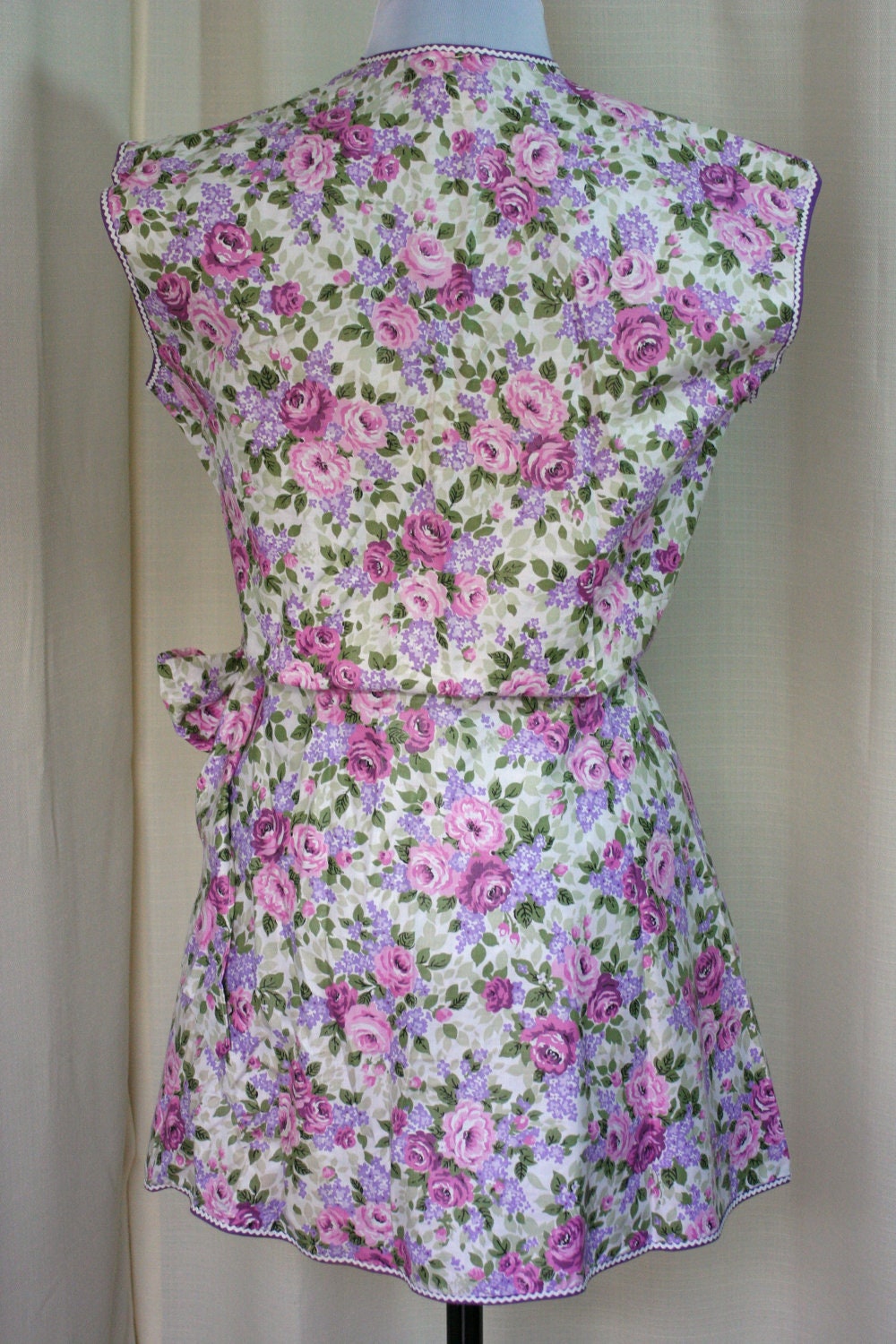 vintage apron wrap around style with pink and purple floral