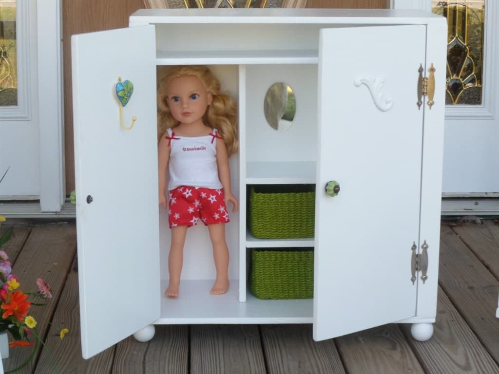 Doll Armoire / Wardrobe for 18 dolls.