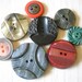 lot of vintage buttons- lot fv6