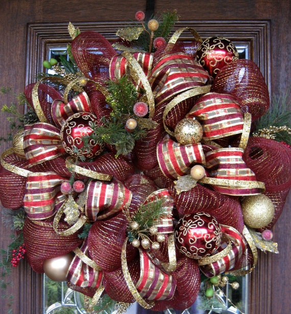 Deco Mesh BURGUNDY and GOLD CHRISTMAS Wreath by decoglitz on Etsy