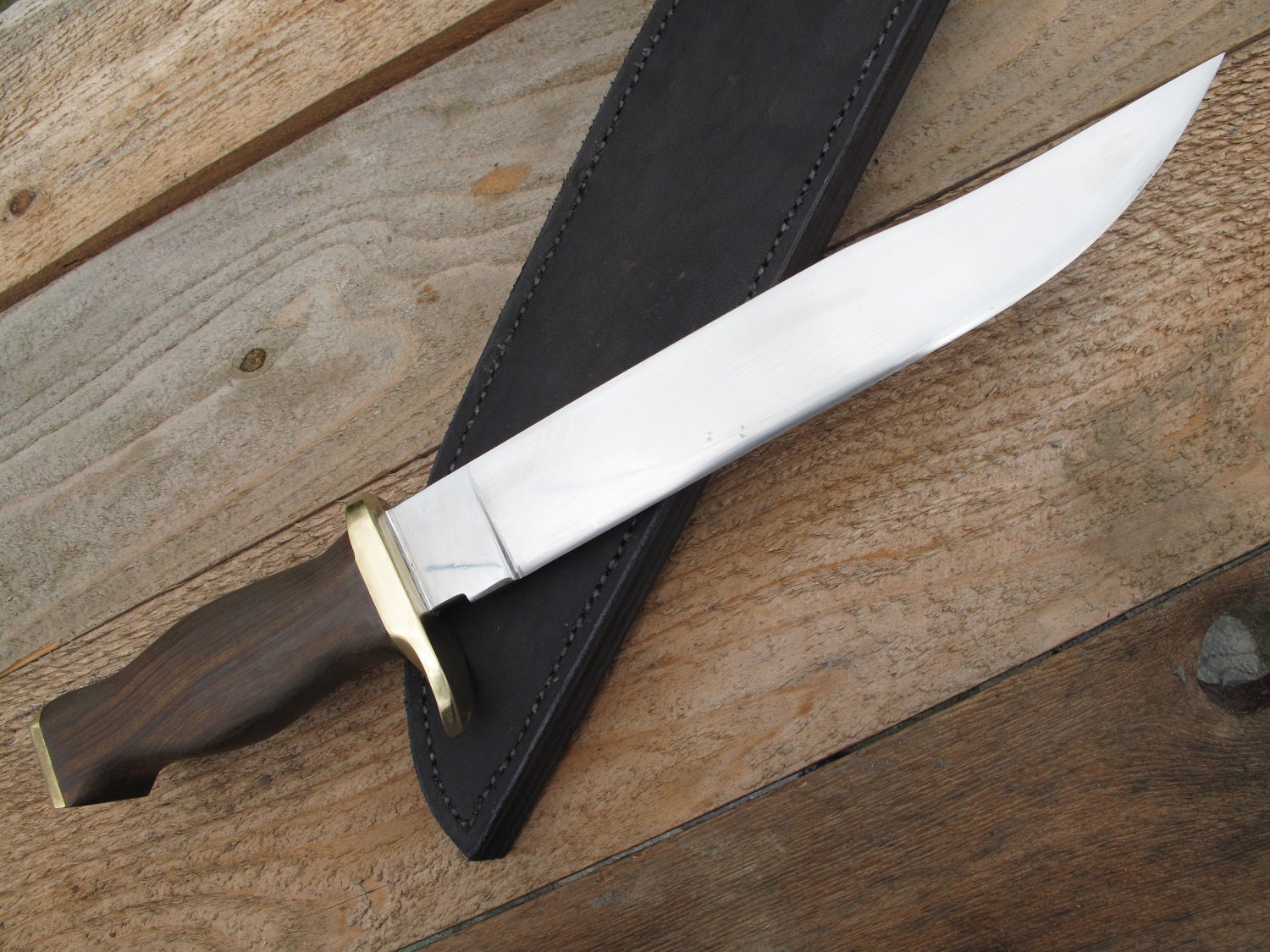 Fine Custom Made Bowie Knife Slim 5160 Steel  10 1 8 Inch