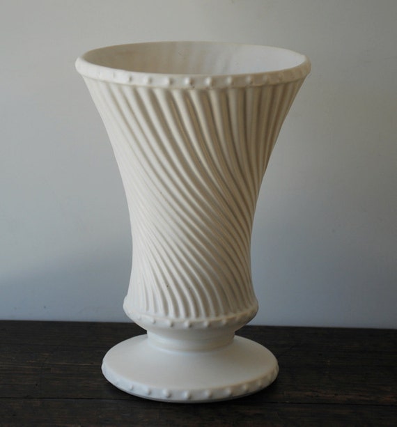 Vintage MCCOY Pottery White Swirl Design Vase/Planter