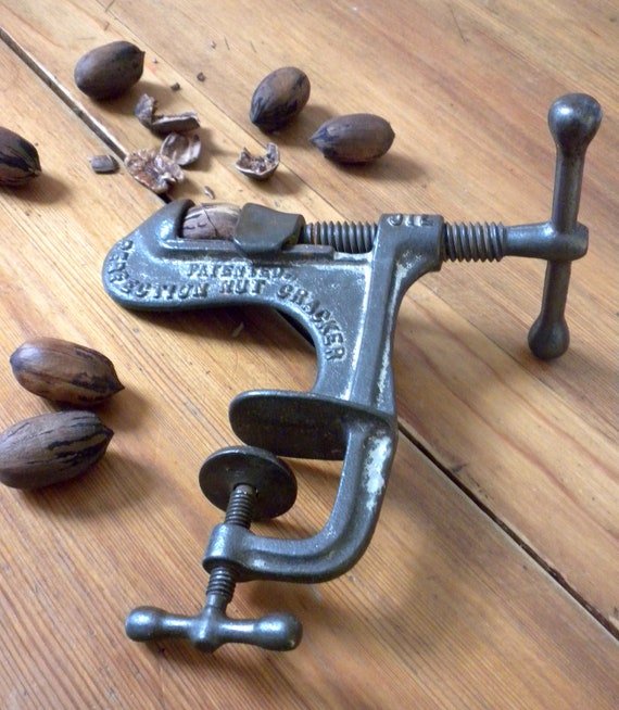 Antique Cast Iron Perfection Nut Cracker With Tabletop Clamp.