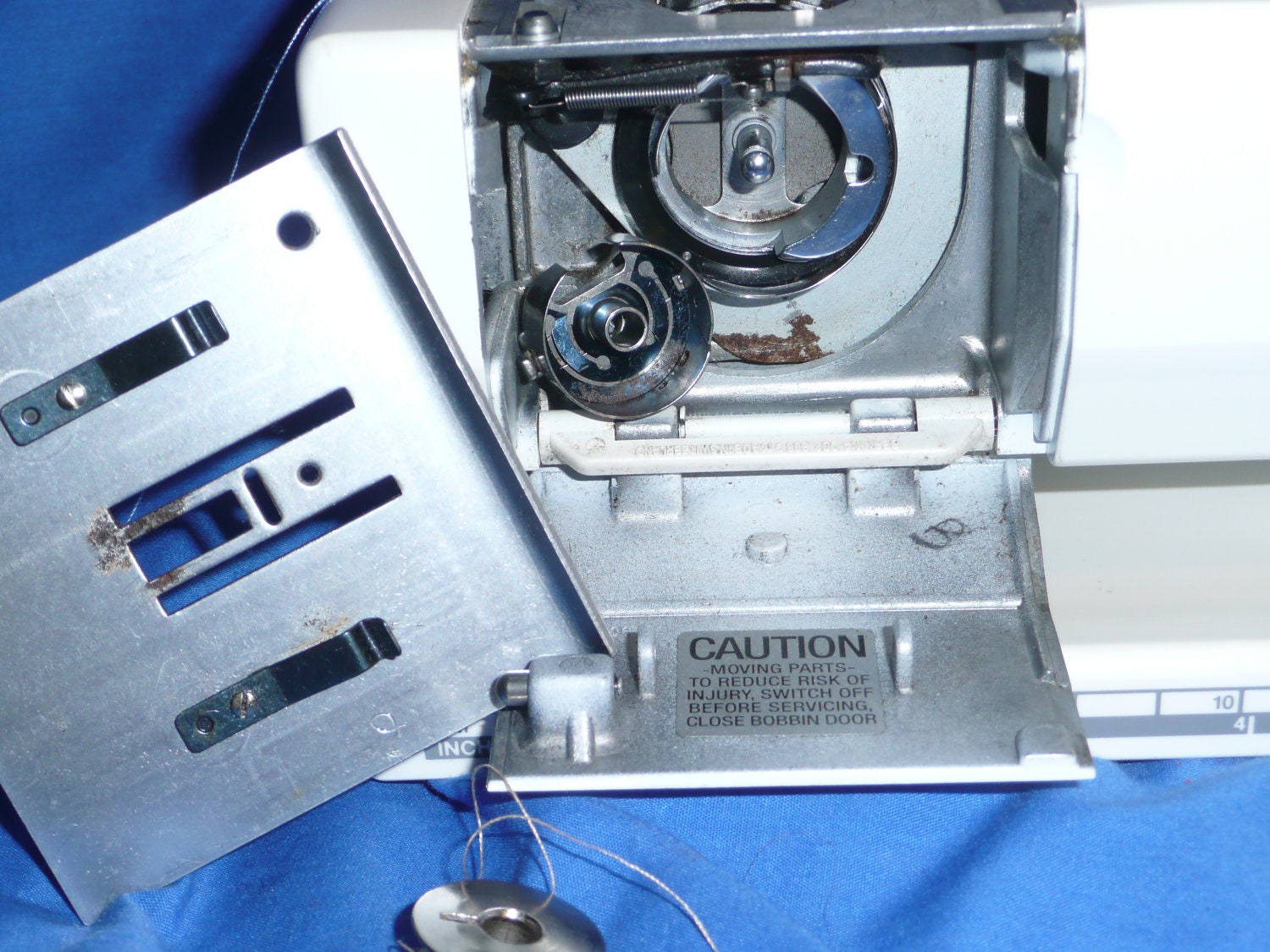 Bernina 1000 Special Sewing Machine