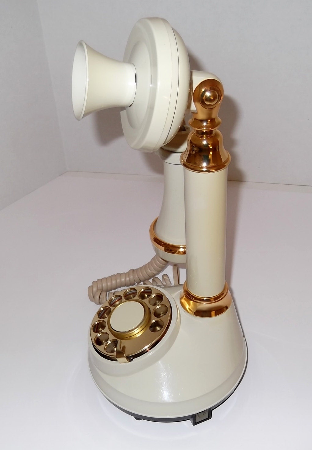 Vintage Candlestick Rotary Dial Phone 1973 / Cottage Chic