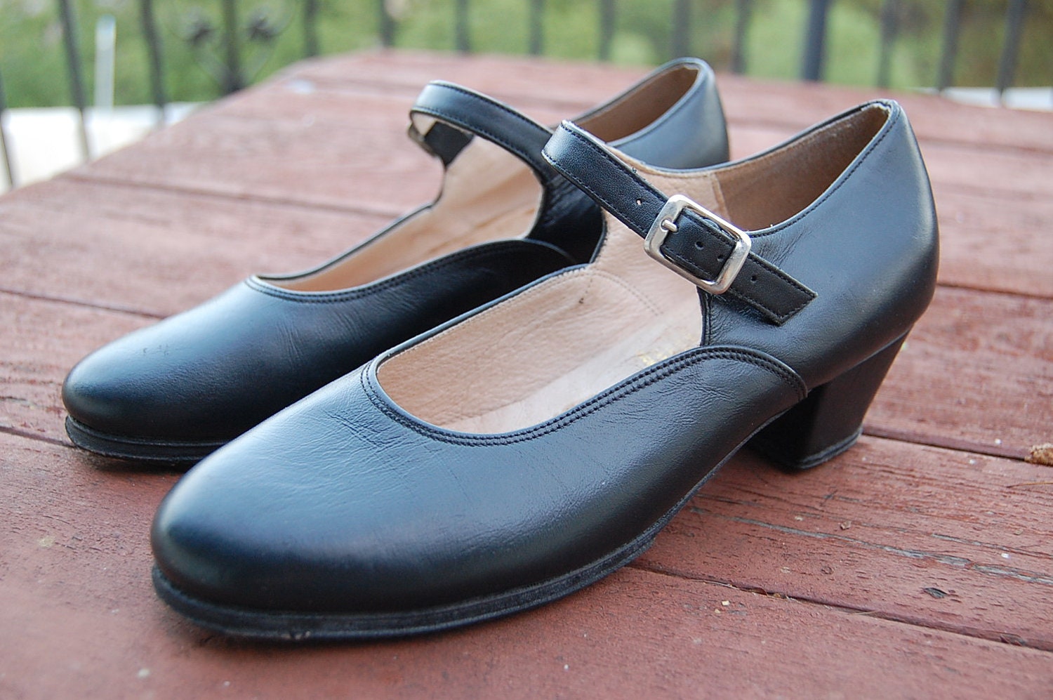 Black leather FLAMENCO dance shoes MIGUELITO made in MEXICO Black leather FLAMENCO dance shoes MIGUELITO made in MEXICO