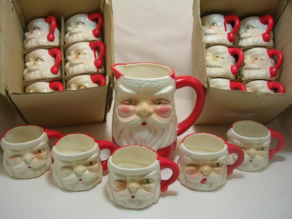 Vintage Santa Pitcher & 17 Mugs With Green Jewel Eyes Made In