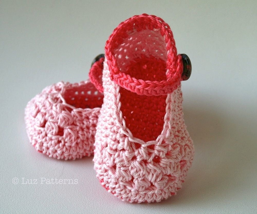 Crochet Pattern Baby Boots pattern INSTANT DOWNLOAD by LuzPatterns