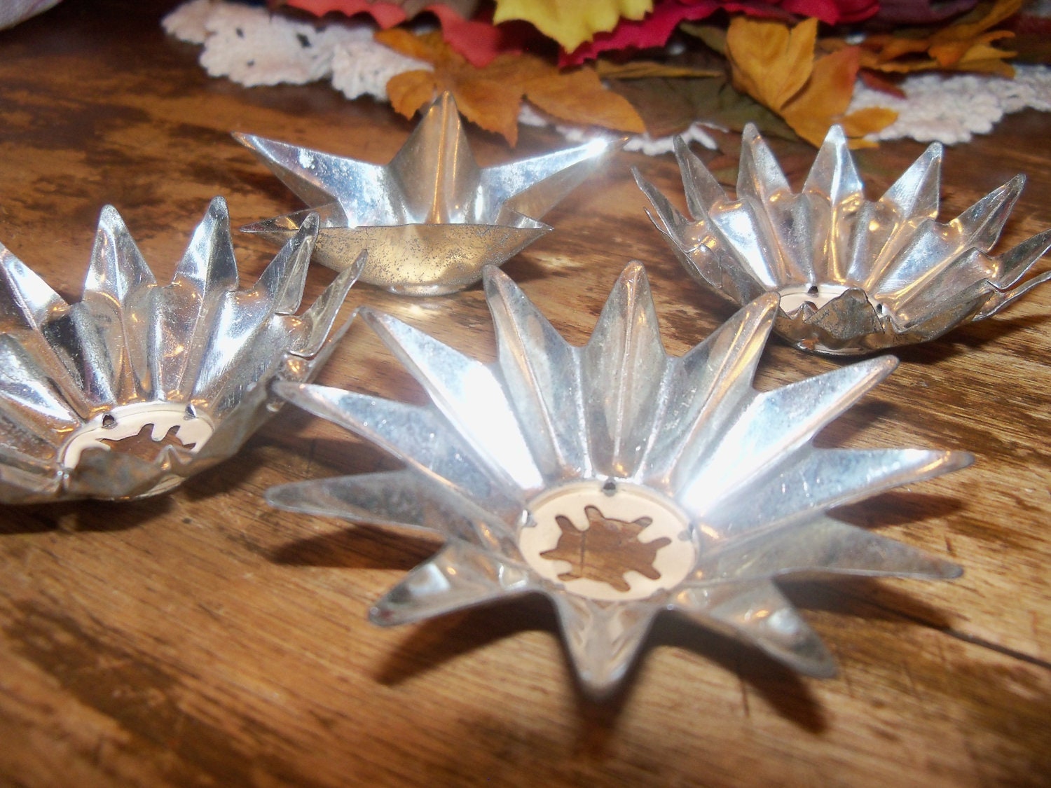 Vintage Christmas Light Reflectors Tin