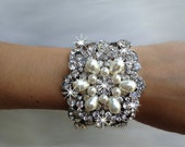 Katia Swarovski crystal and pearl bridal  bangle