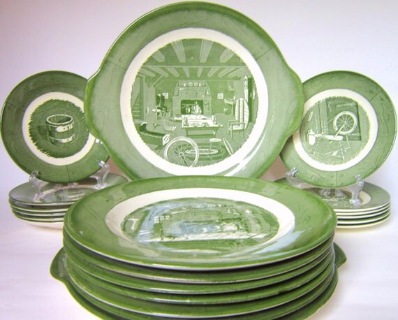 18-Pc Royal China Colonial Homestead Dinnerware by CedarRunVintage