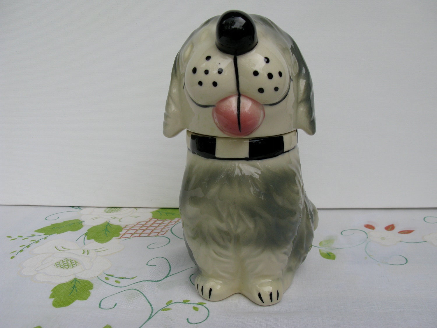 Vintage McCOY / DAN the DOG Cookie Jar / Dog Treat Container