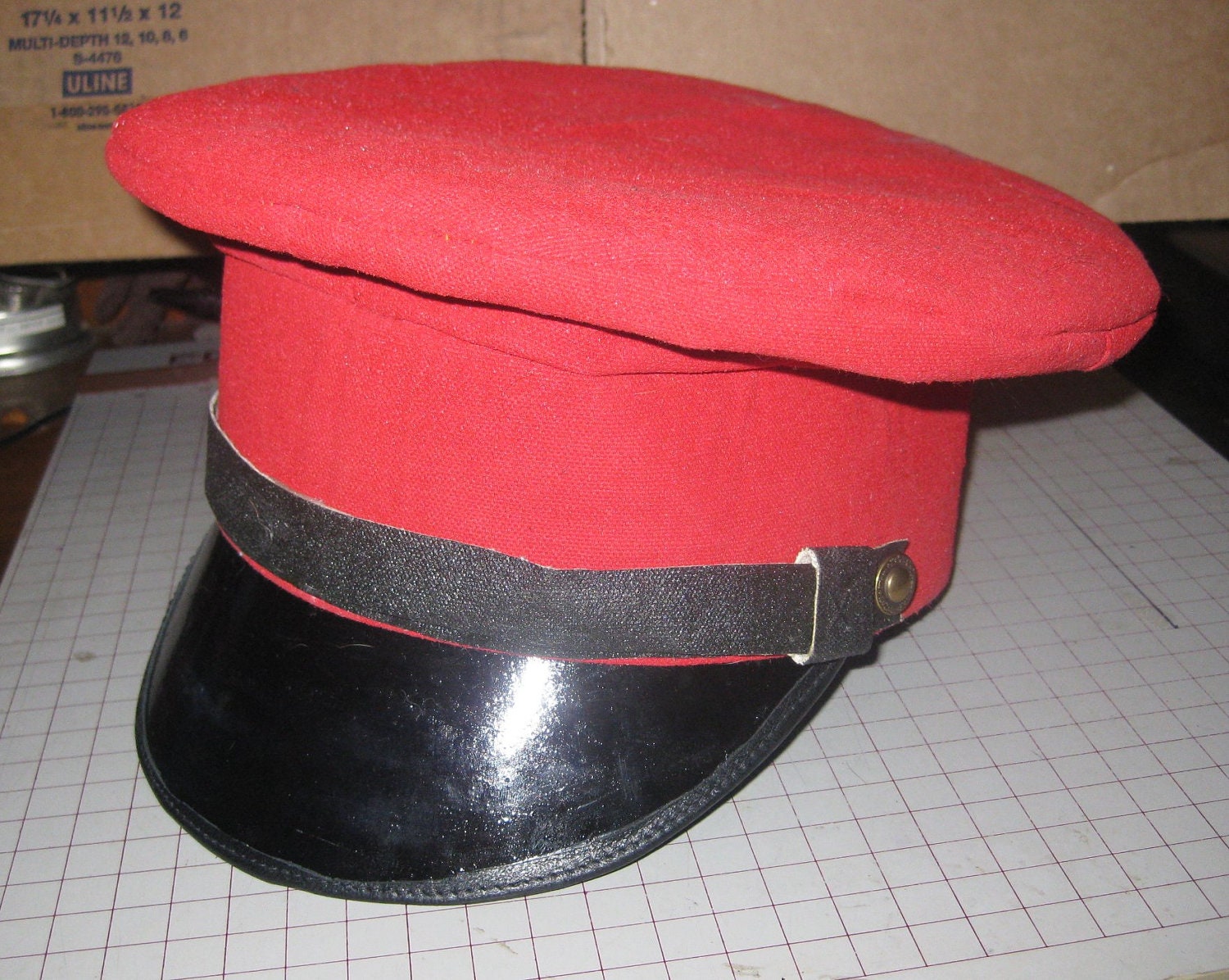 Red Painted Wheel Hat