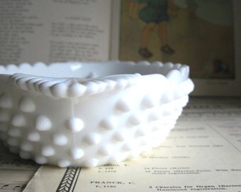 Fenton Hobnail Milk Glass, Vintage Milk Glass, Hobnail Milk Glass, White Milk Glass, Milk Glass Bowl, Antique Fenton, Divided Serving Dish