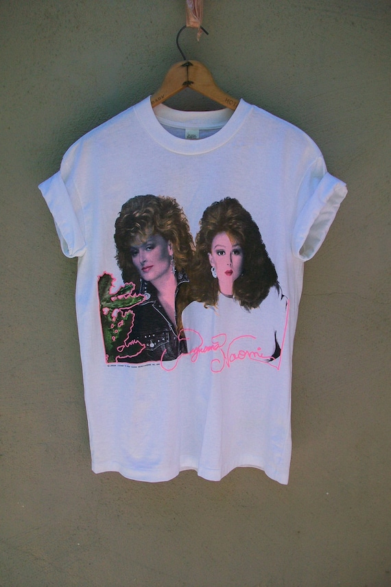 Vintage 90's NEON Concert Tee The Judds by charliehorsevintage