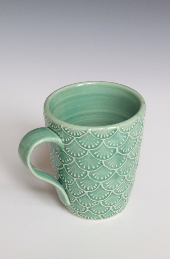 Porcelain Ceramic Mug with Slip Trailed Pattern in Green