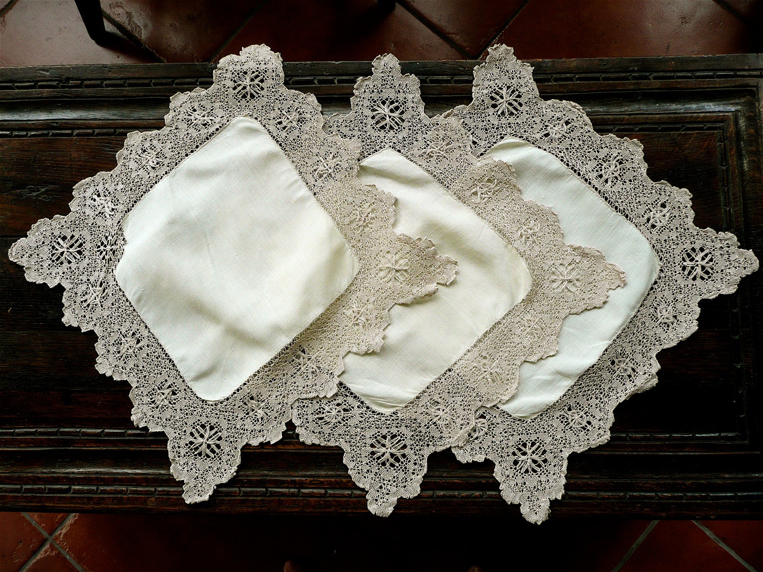 Antique Linens Bobbin Lace Napkins Ecru Bobbin Lace