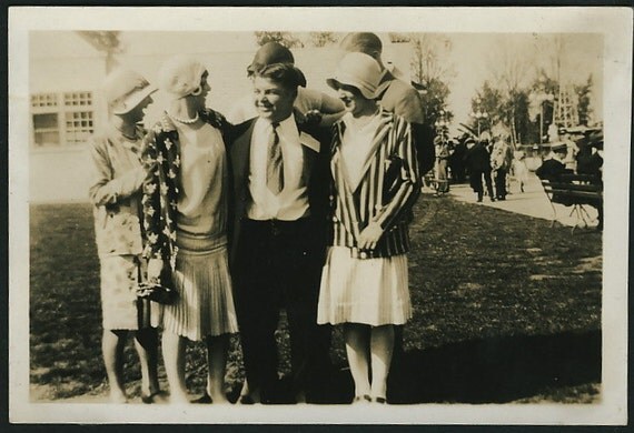 Flappers And Friend 1920s Vintage Photo