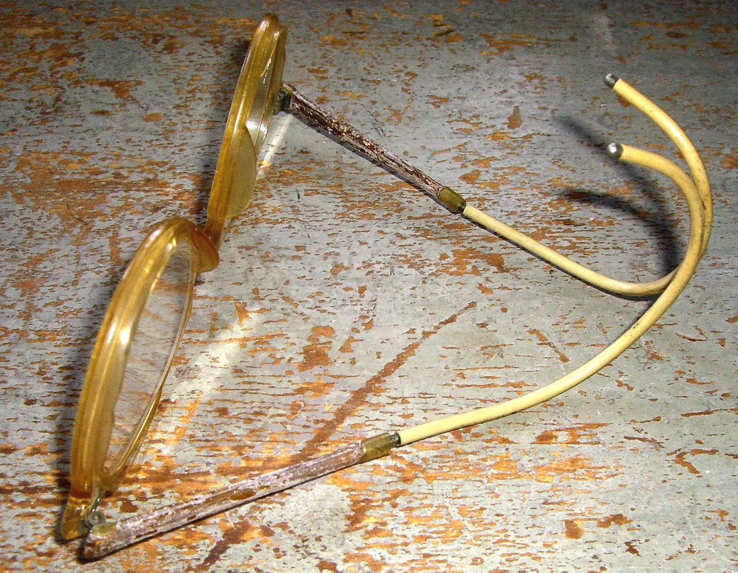 Vintage Eye Glasses Flexible Ear Pieces Plastic Frame Old