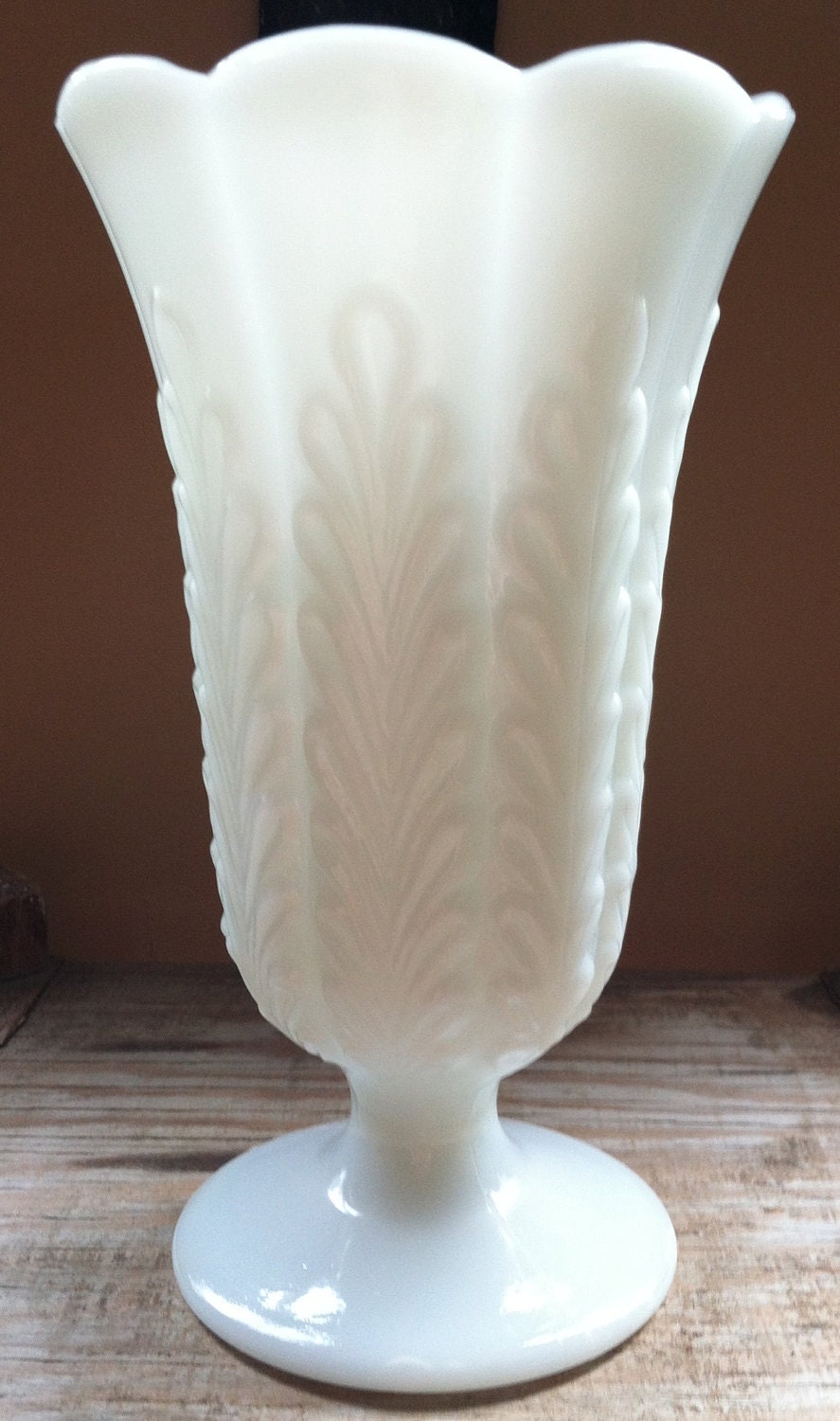 brody glassware vases hobnail fenton vtg eo