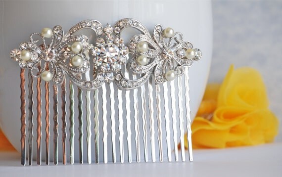 Vintage Pearl Bridal Hair Comb, Wedding Hair Comb, Wedding Hair Accessories, Pearl Bridal Comb, Crystal Wedding Comb, Bridal Headpiece
