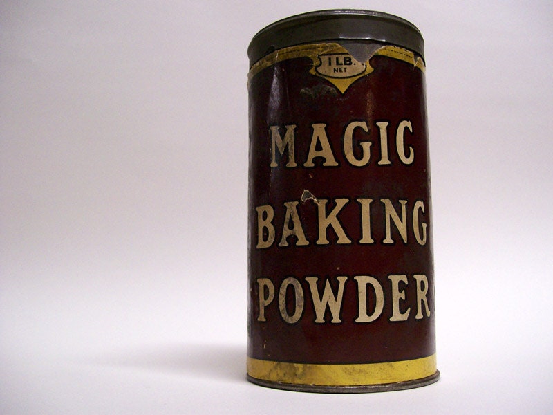Vintage Magic Baking Powder Tin