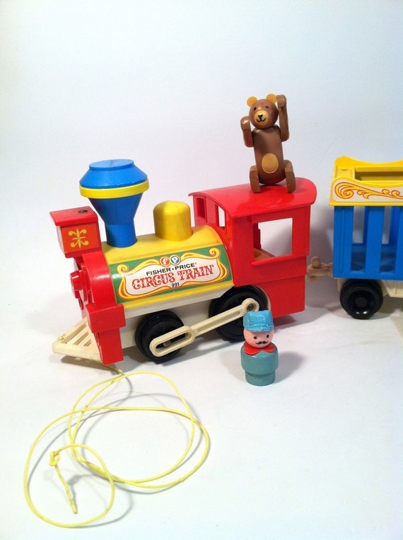 Vintage Fisher Price Circus Train 991 Complete Set