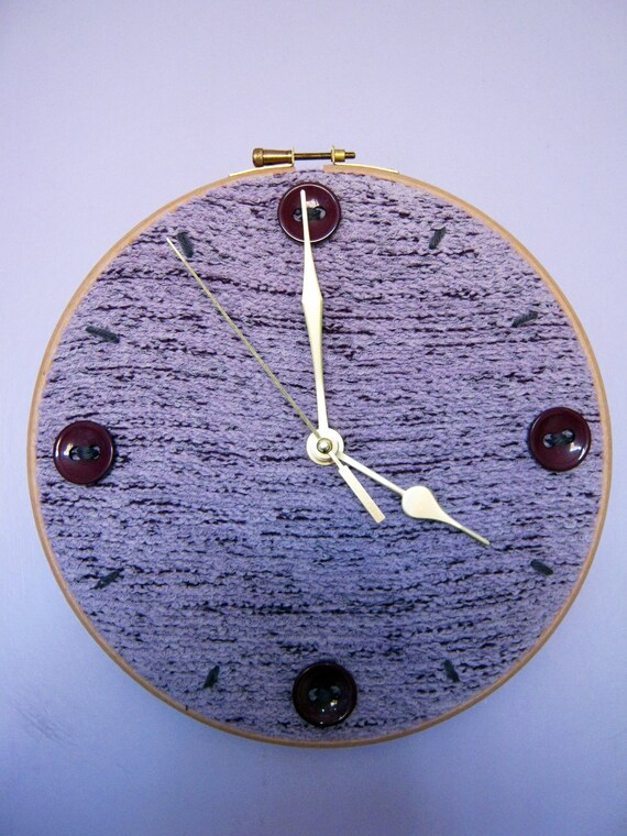 Items similar to Knitted Clock on Etsy