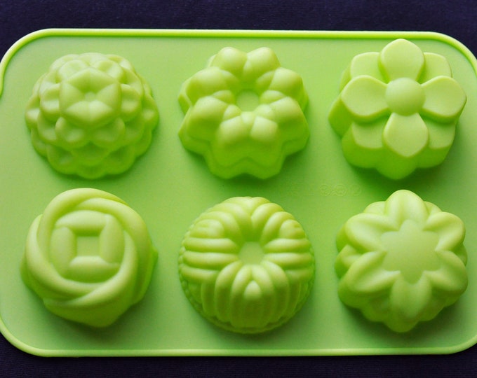 Classic Silicone Soap Molds Cake Pudding Muffin Chocolate Jelly - 6 Big Flowers