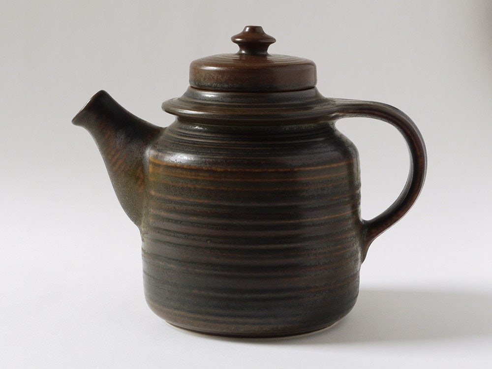 Arabia Finland Pottery Kaarna Teapot Ulla Procopé c.1960