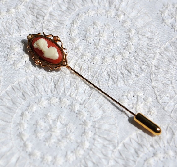 Vintage Hat Pin Coral White Cameo Womens Profile By Redgarnethome