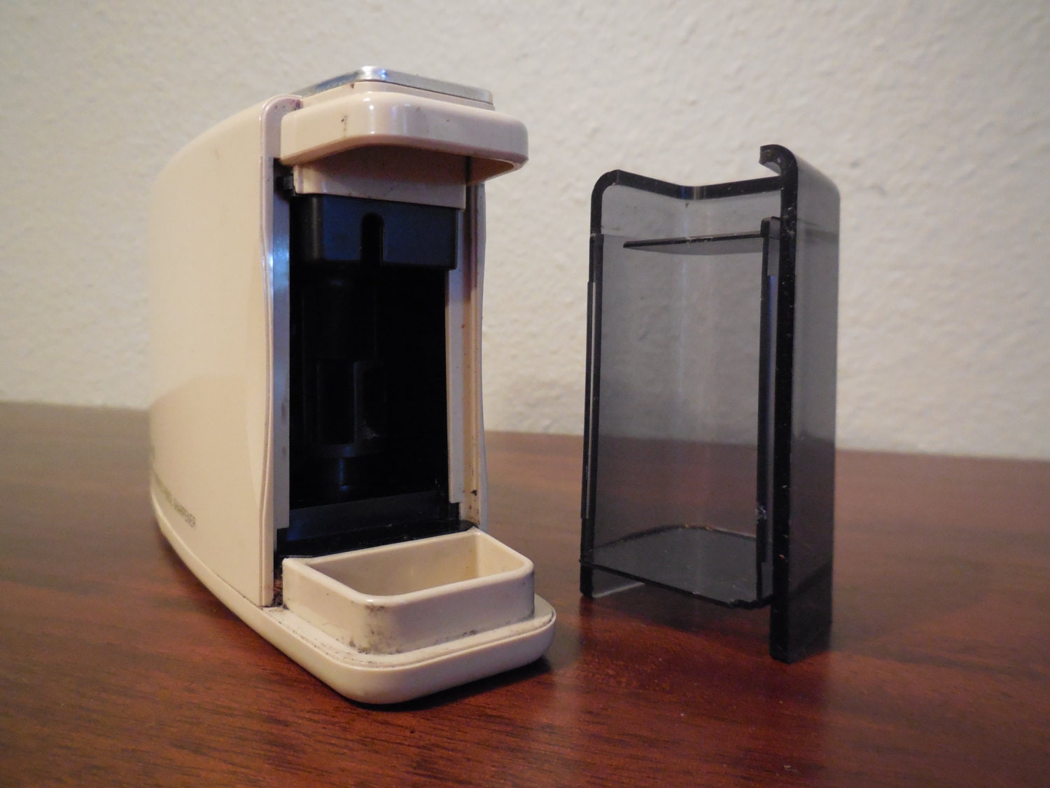 Panasonic KP 4A Battery Operated Pencil Sharpener