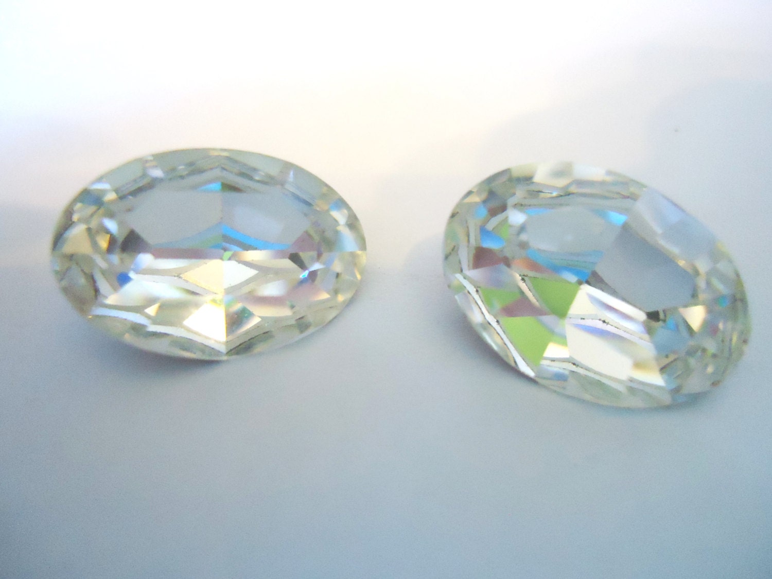 Vintage Glass Oval Clear Diamond colour Foiled Rhinestone